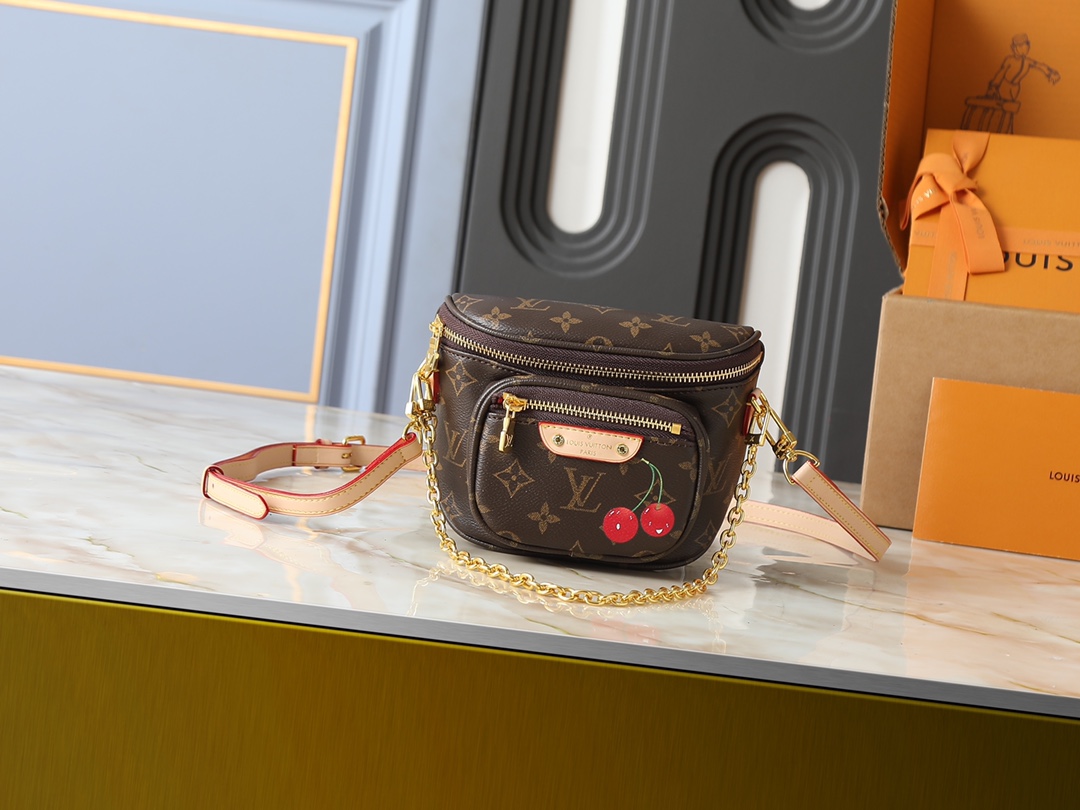 Louis Vuitton LV Classic Handbag Premium Canvas Model M12147 Adjustable Strap Business Casual New Arrival